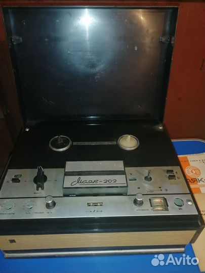 Магнитофон маяк 202