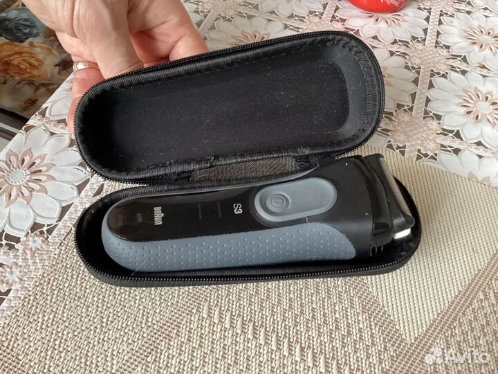 Бритва для мужчин Braun Series 3 300s Black