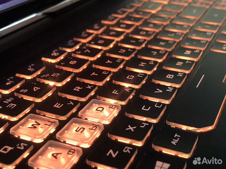 Игровой Asus 17.3