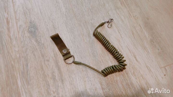 Ремешок пистолетный