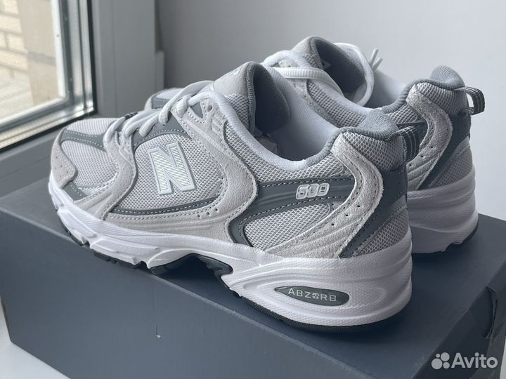 Кроссовки New Balance 530 мелкая сетка оригинал