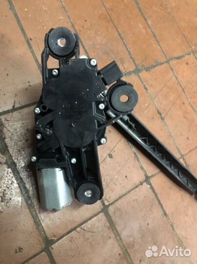 Моторчик стеклоочистителя задний Ford Focus 2