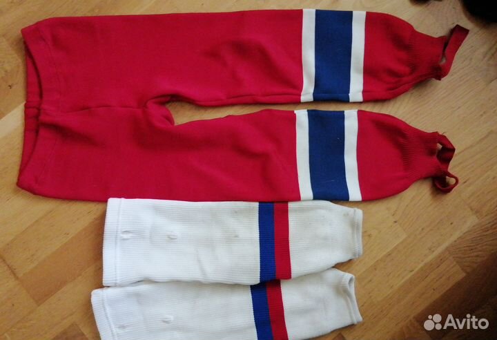 Хоккейные рейтузы и гамаши