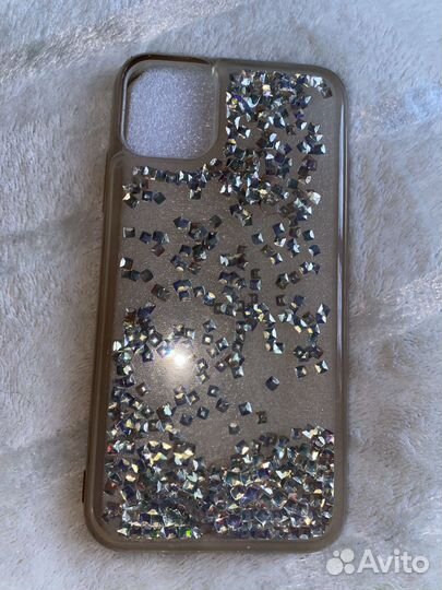 Чехол на iPhone