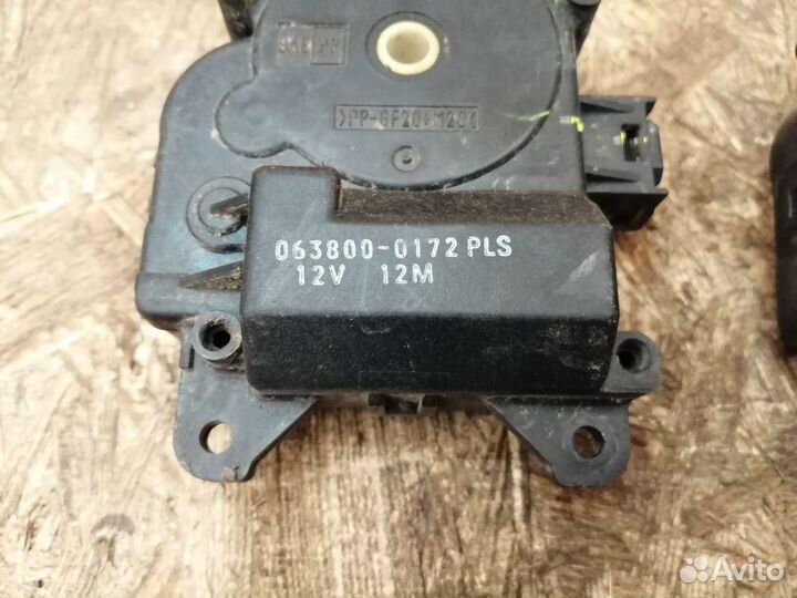 Моторчик заслонки отопителя toyota camry 40