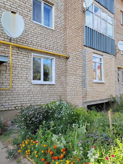 3-к. квартира, 60 м², 2/3 эт.