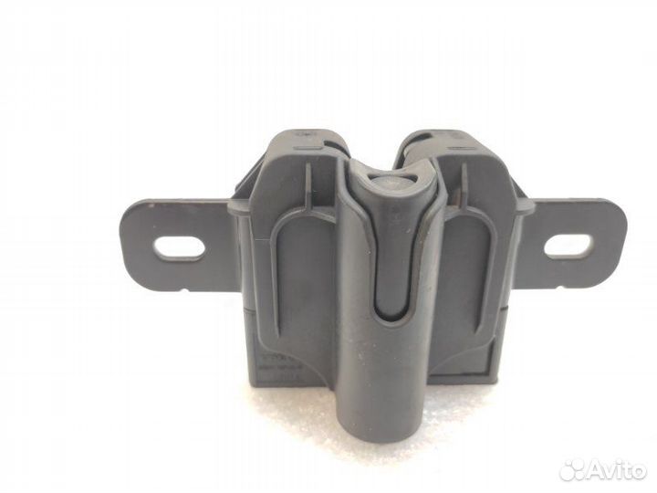 Замок капота левый Volvo S60 2 D4204T 2011