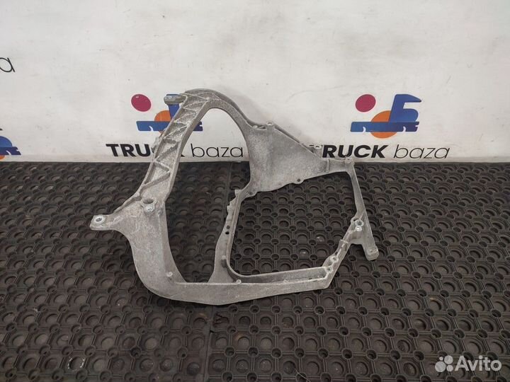 1798448 Кронштейн фары левой Daf XF106