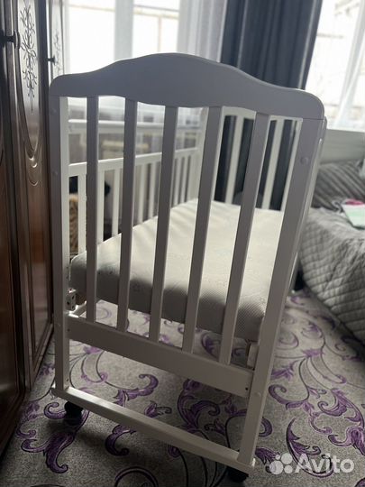 Детская кровать с матрасом