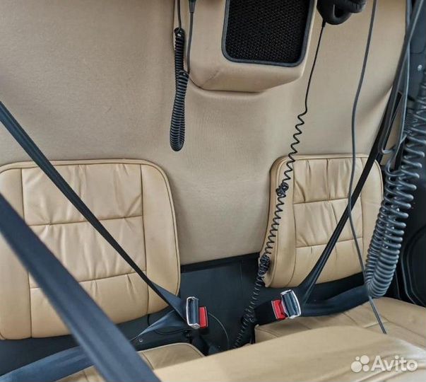 Полет на вертолете в Сочи. Предложение руки в небе