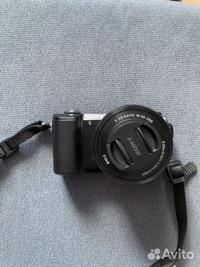Sony alpha 5000