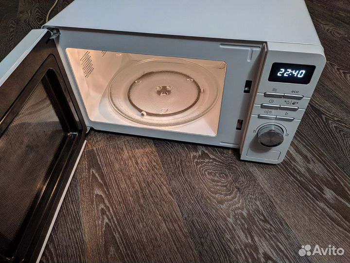 Микроволновая печь Gorenje MO20A3W