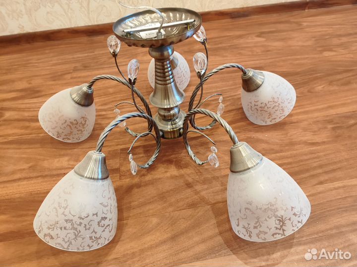 Люстра потолочная бу