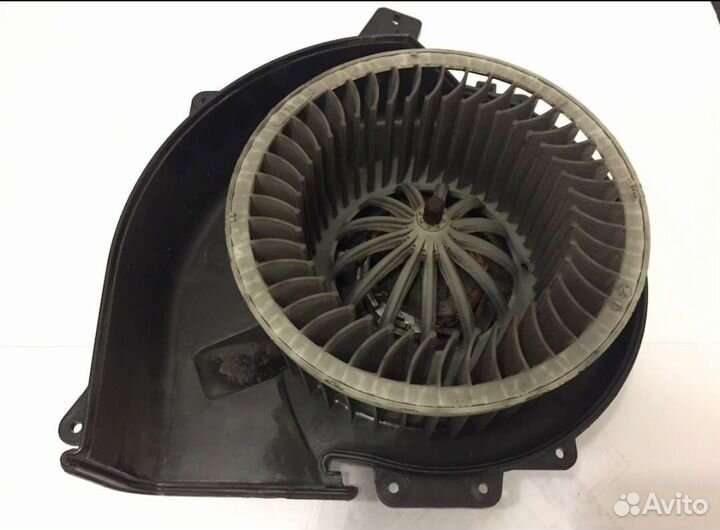 Вентилятор печки на volkswagen polo 2016 г