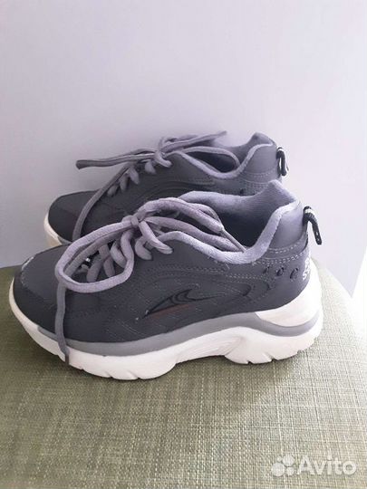 Роликовые кроссовки