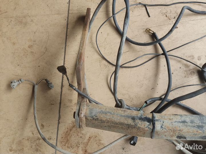 Фаркоп Renault duster