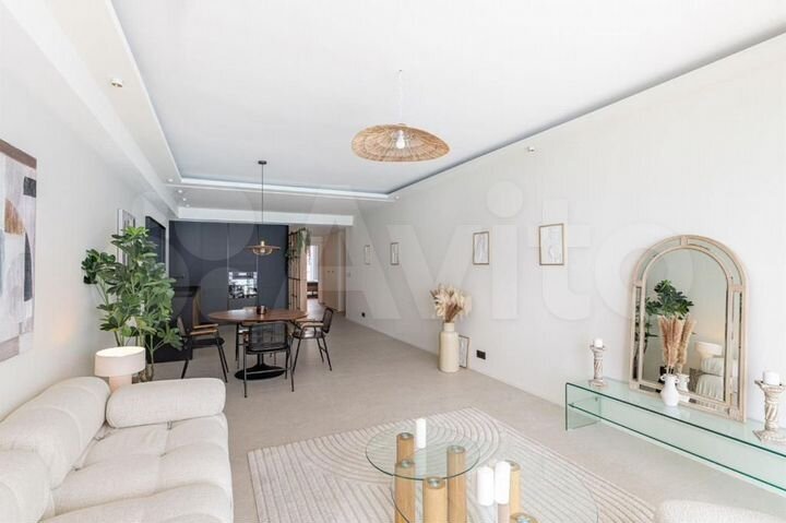 2-к. апартаменты, 110 м², 11/18 эт.