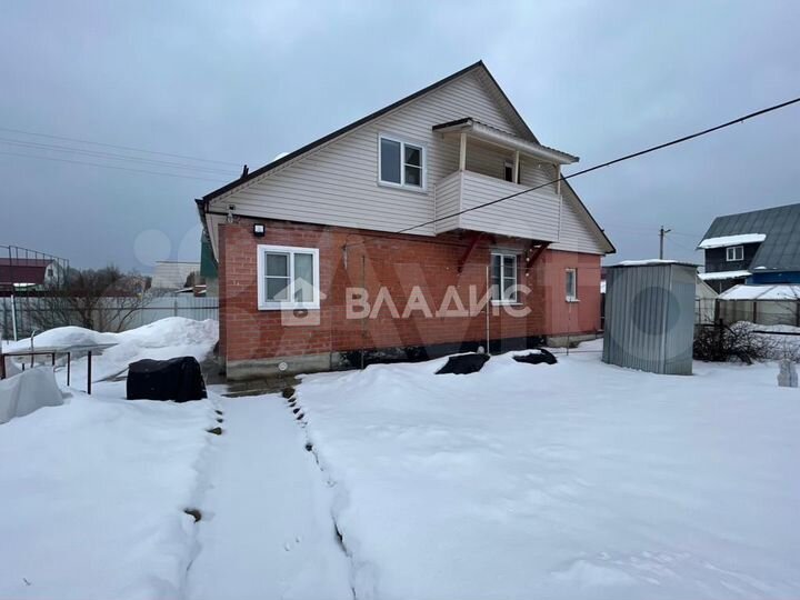 Дом 100 м² на участке 10 сот.