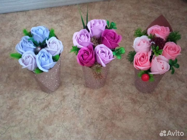 Букет и композиции из мыльных цветов