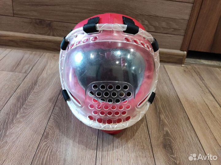 Шлем для единоборств