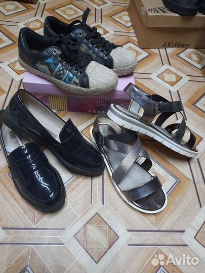 Сандалии,туфли и кеды для девочки,36-37размер