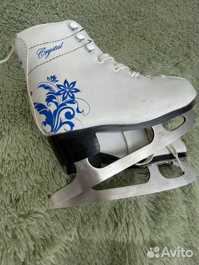 Коньки женские 31/32