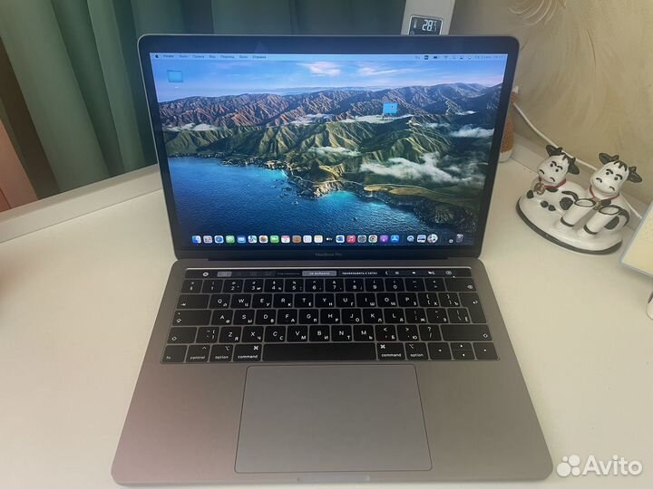 Apple MacBook pro 13 2017 512gb touch bar