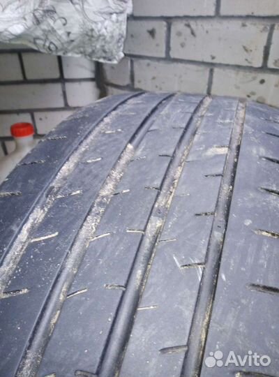 Nexen N Fera RU1 215/60 R17