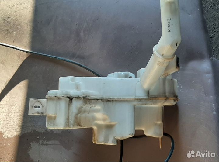 Бачок омывателя mazda 3 bk