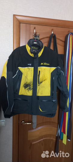 Костюм для езды на снегоходе