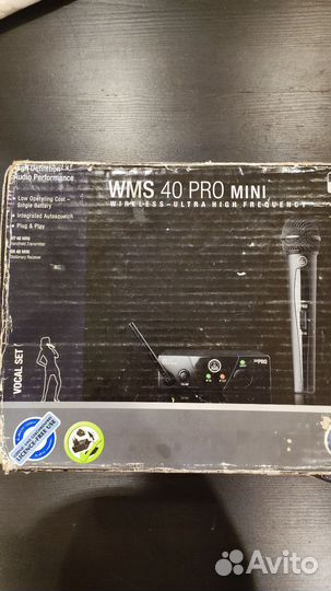 Студийный микрофон akg