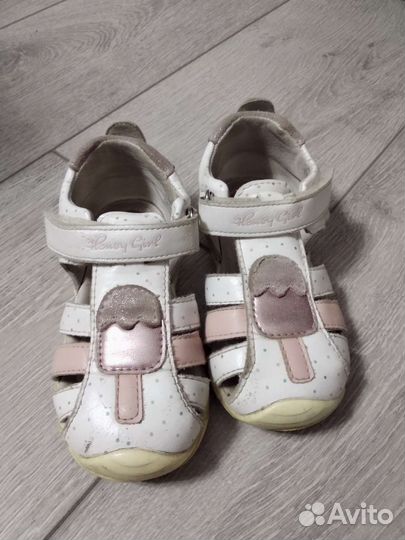 Сандальки для девочки