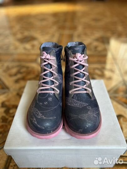 Резиновые сапоги для девочки