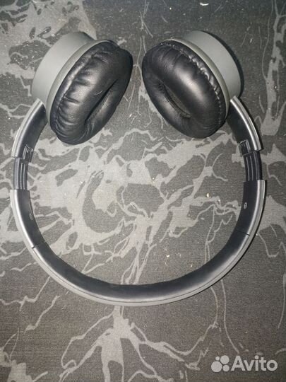 Проводные наушники