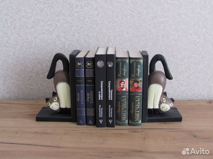 Ограничители для книг (2 шт.)