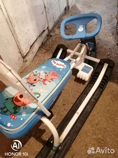 Детский снегокат