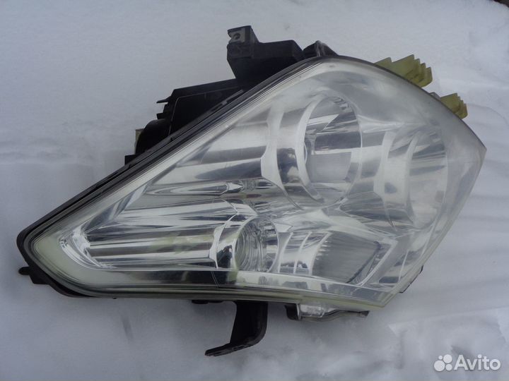 Nissan patrol y62 Фара левая/ правая