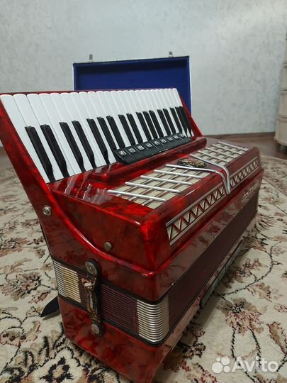 Аккордеон Royal Standard