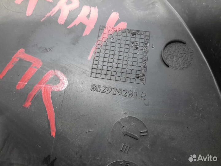 Накладка зеркало правого LADA xray