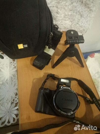 Зеркальный фотоаппарат. (предлогай свою цену)