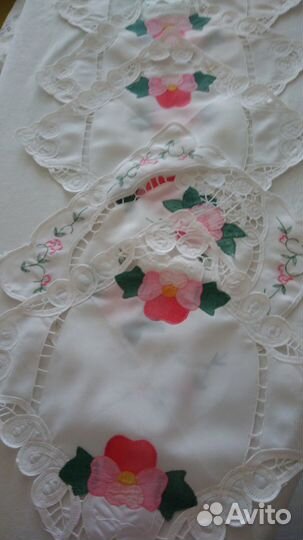 Скатерть и 9 салфеток Китай