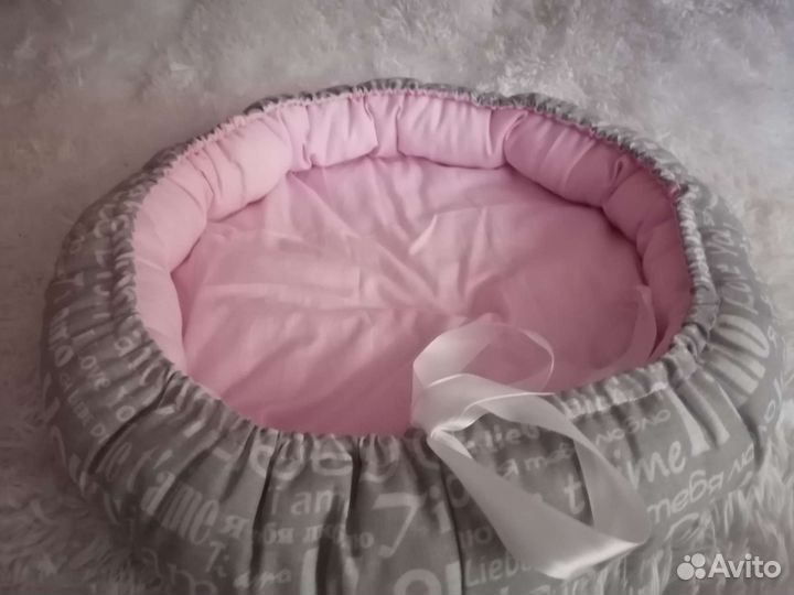 Лежанка для питомца