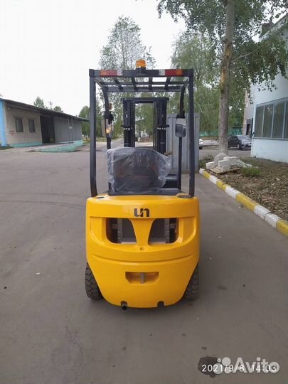 Вилочный погрузчик UN Forklifts FD15T, 2023