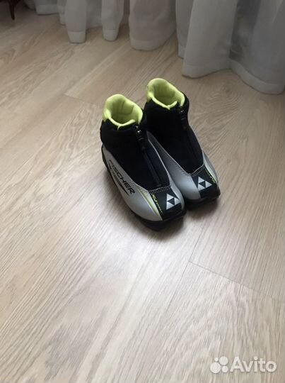 Лыжные ботинки fischer детские