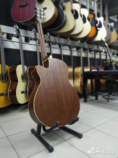 Акустическая гитара Новая Индонезия