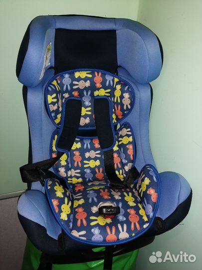 Автомобильное кресло от 0