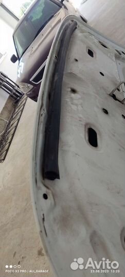 Капот веста 2022года снятый