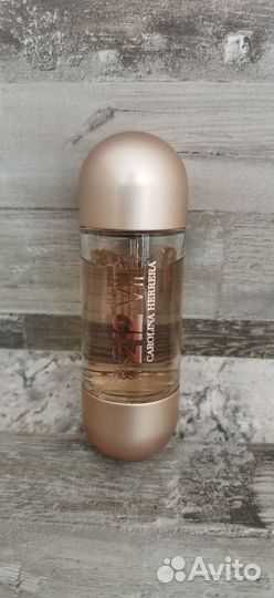 Духи carolina herrera, Frank olivier