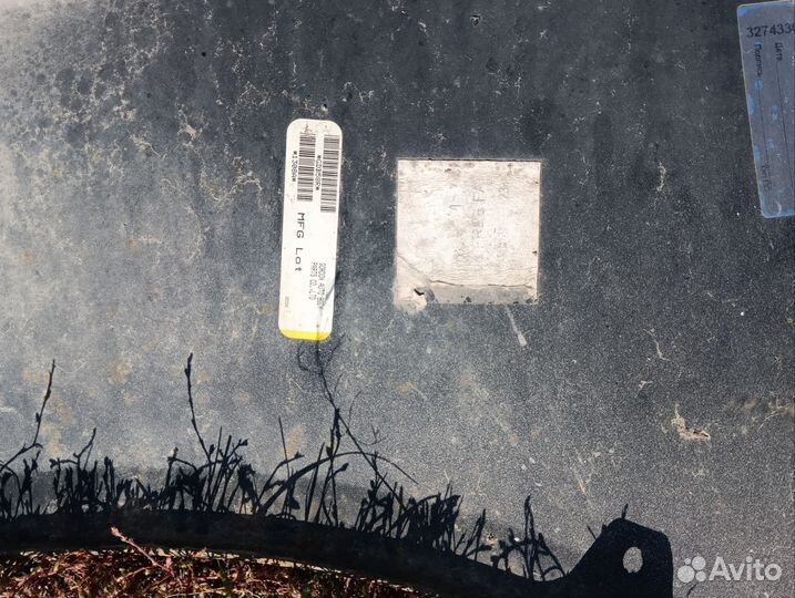 Крыло переднее правое Митсубиси Лансер 10