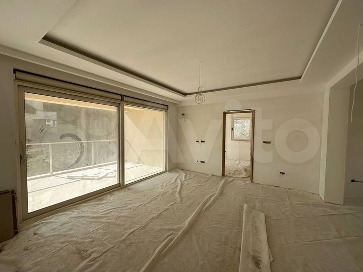 3-к. квартира, 132 м² (Черногория)